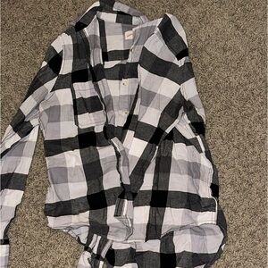 Black, Grey, and white flannel, in great condition